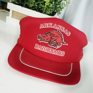 VTG RAZORBACKS • hat
